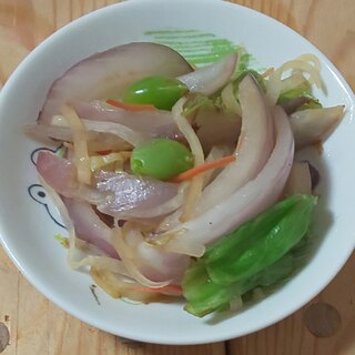 カット野菜☆紫玉ねぎいっぱい炒め(*^-^*)